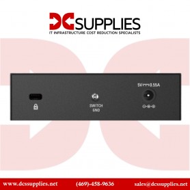 D-Link DES-105 Systems 5-Port 10/100 Desktop Switch